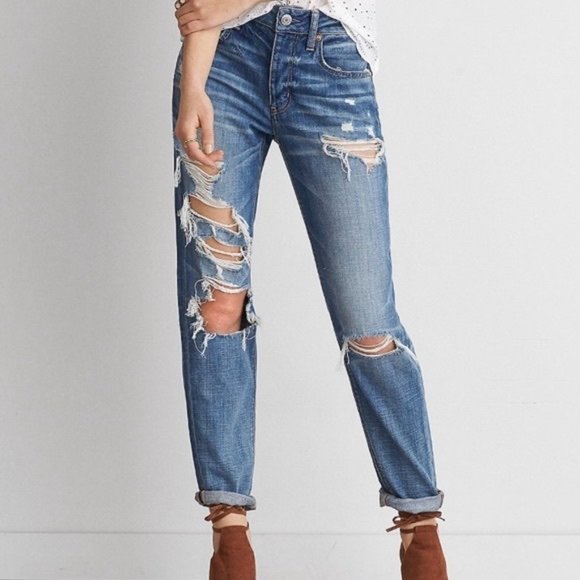 American Eagle Outfitters Denim - American Eagle Tomgirl Jeans Distressed Ripped Baggy Straight Leg